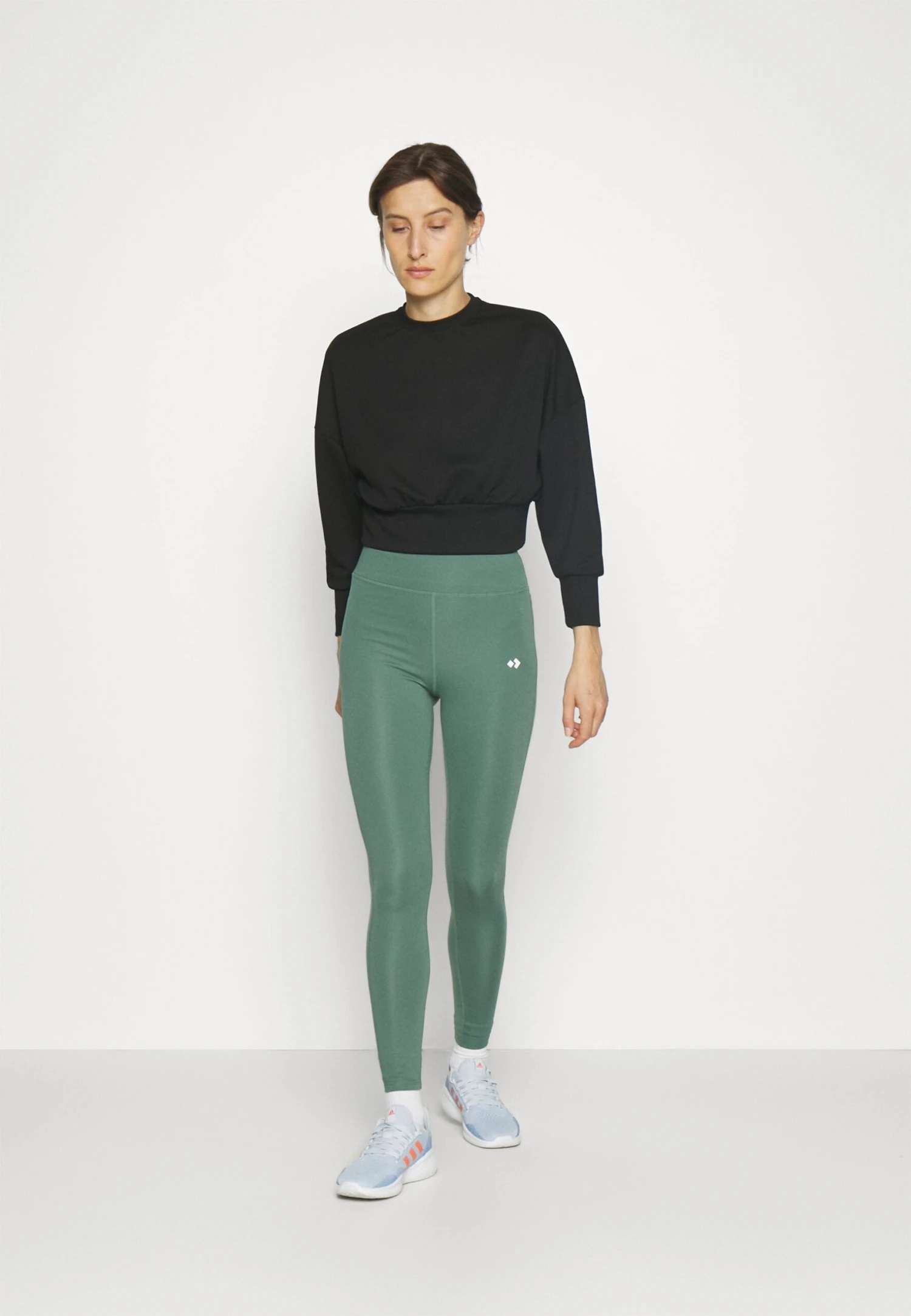 Sweater - Black - Afbeelding 2