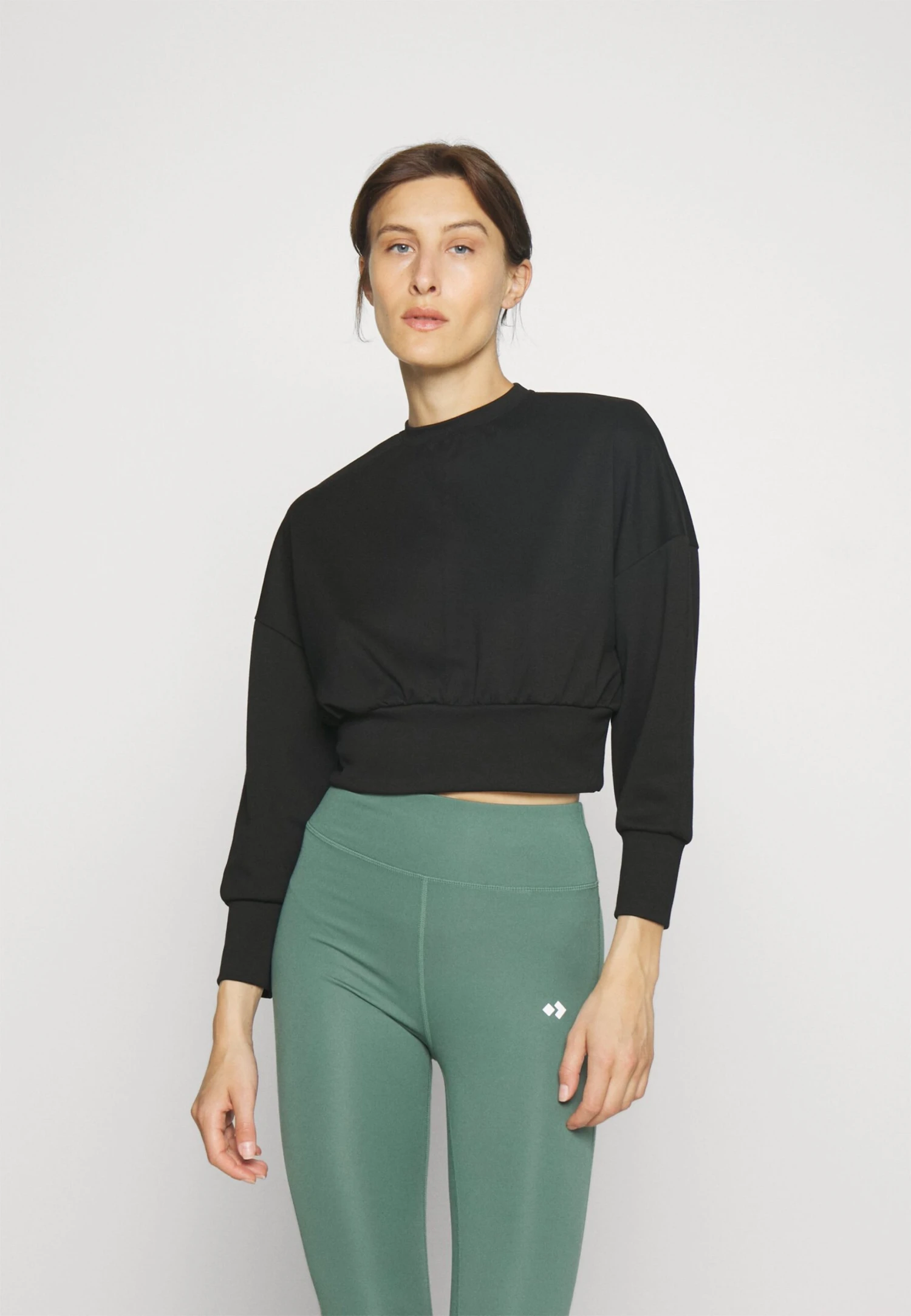 Sweater - Black - Afbeelding 3