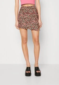 Even&Odd Shorts - Black/Multi-Coloured