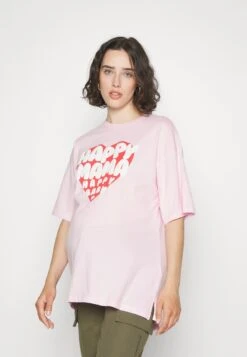 T-Shirt Print - Pink